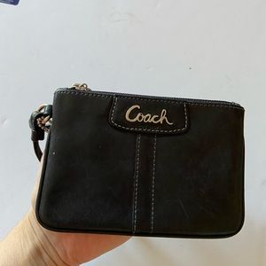 🛑 Coach wristlet black